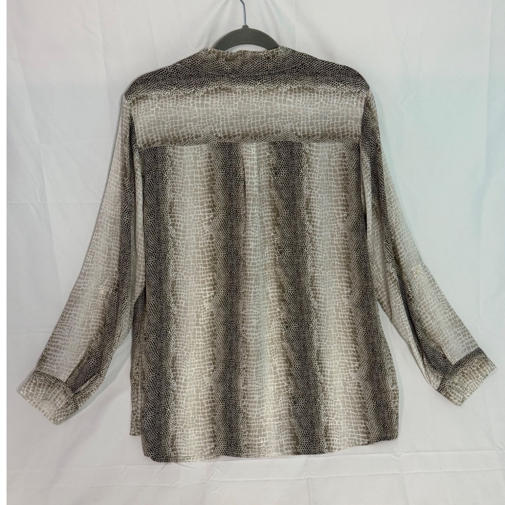 Relativity Womens 2X Snakeskin Print Button Down Blouse Tan Brown Roll TabSleeve - Picture 6 of 9
